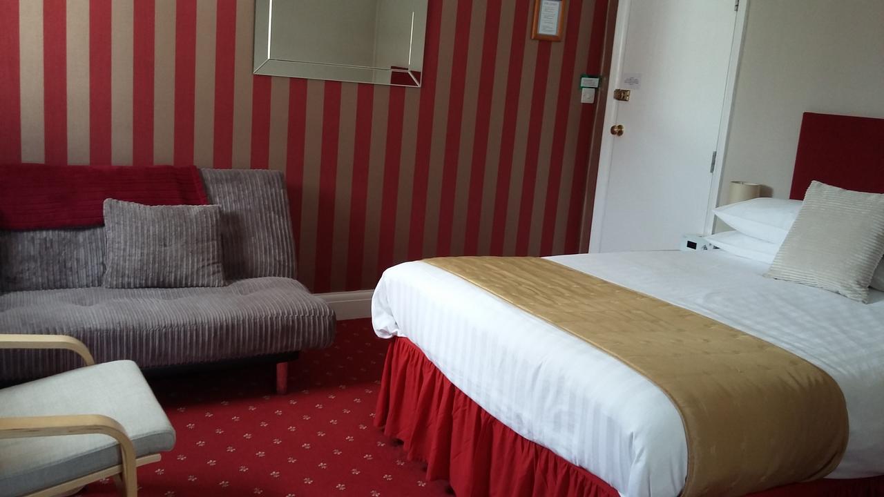 Cleave Court Guest House Llandudno Bagian luar foto